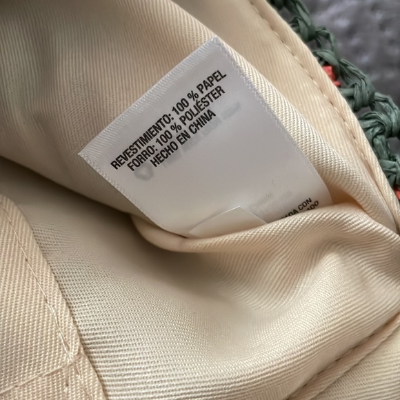 Women’s Clutch - Picture 4 of 8